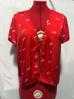 aerie Red Short Sleeve Tie-Front Blouse with White Bow Print